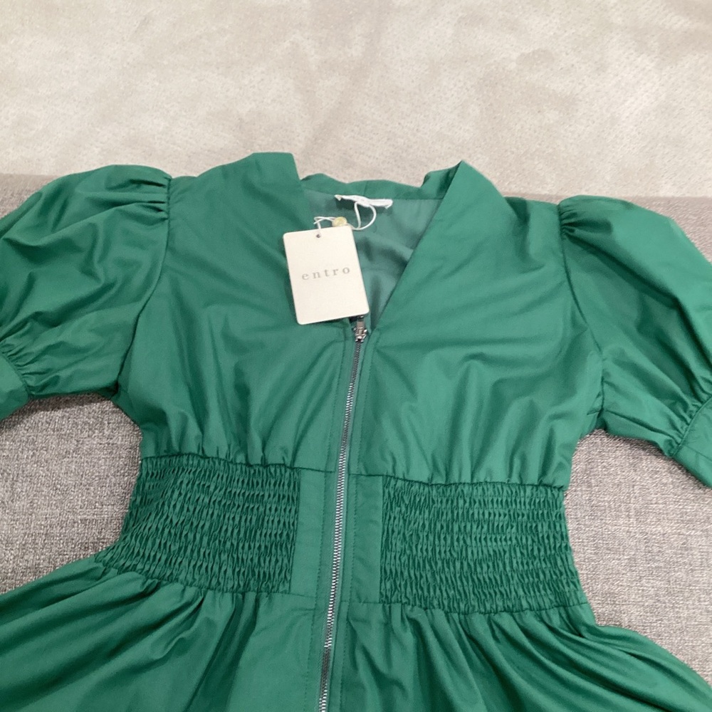 entro Emerald Green Smocked-Waist Zip Front Dress